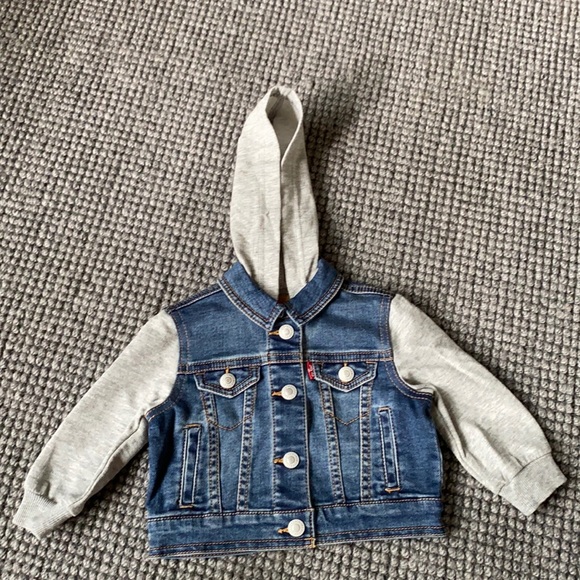 Levi's Other - NWOT - Levi’s Jean and Sweatshirt Jacket (3-6)